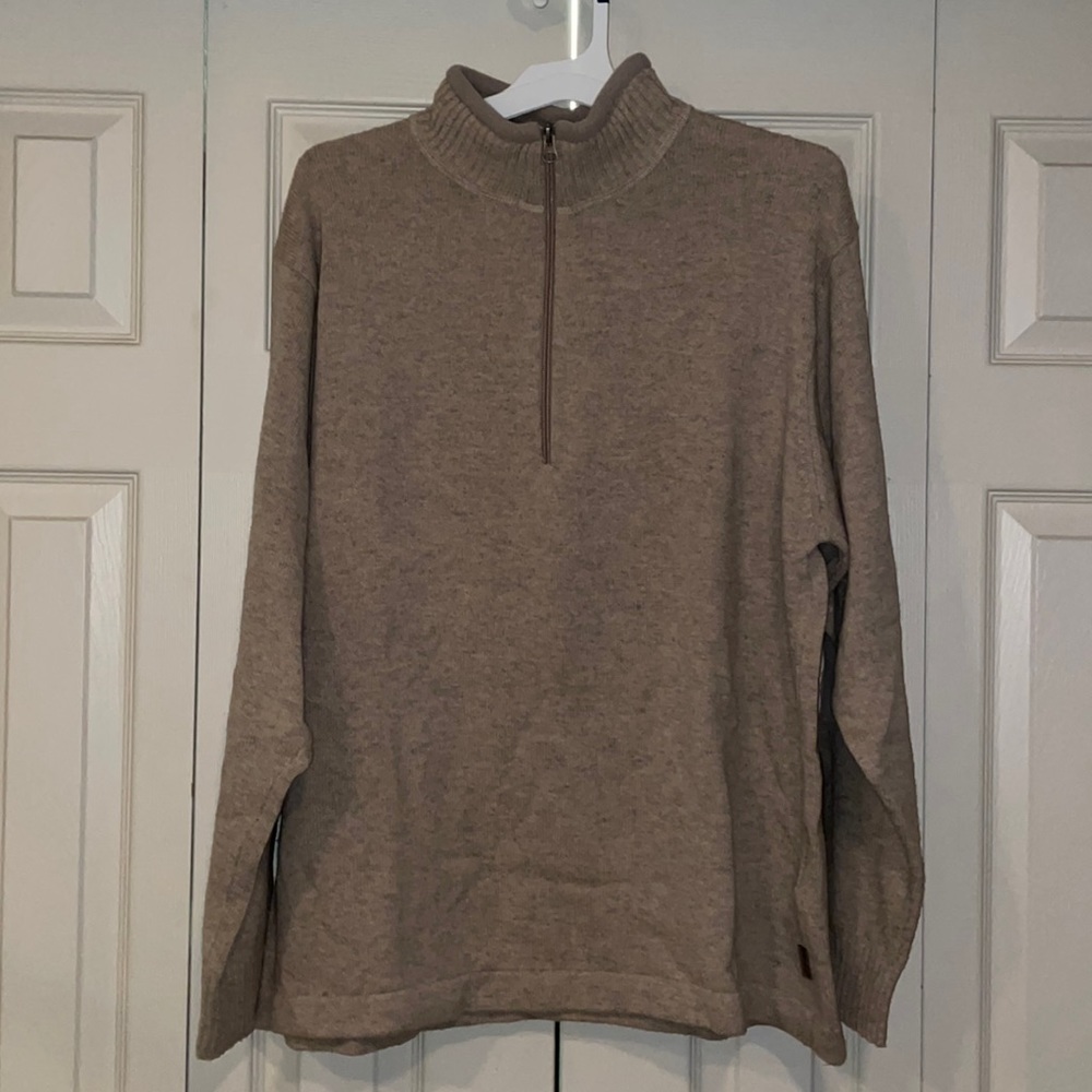 Woolrich 1/4 Zip Mens Khaki like new Sweater